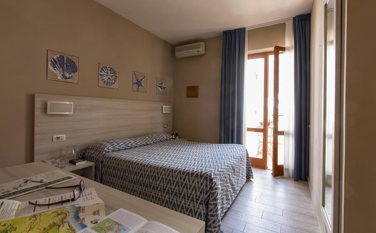 Hotel Corallo 포몬테 외부 사진